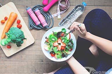 أخصائية تغذية رياضية و علاجية و مدربة لياقة بدنية